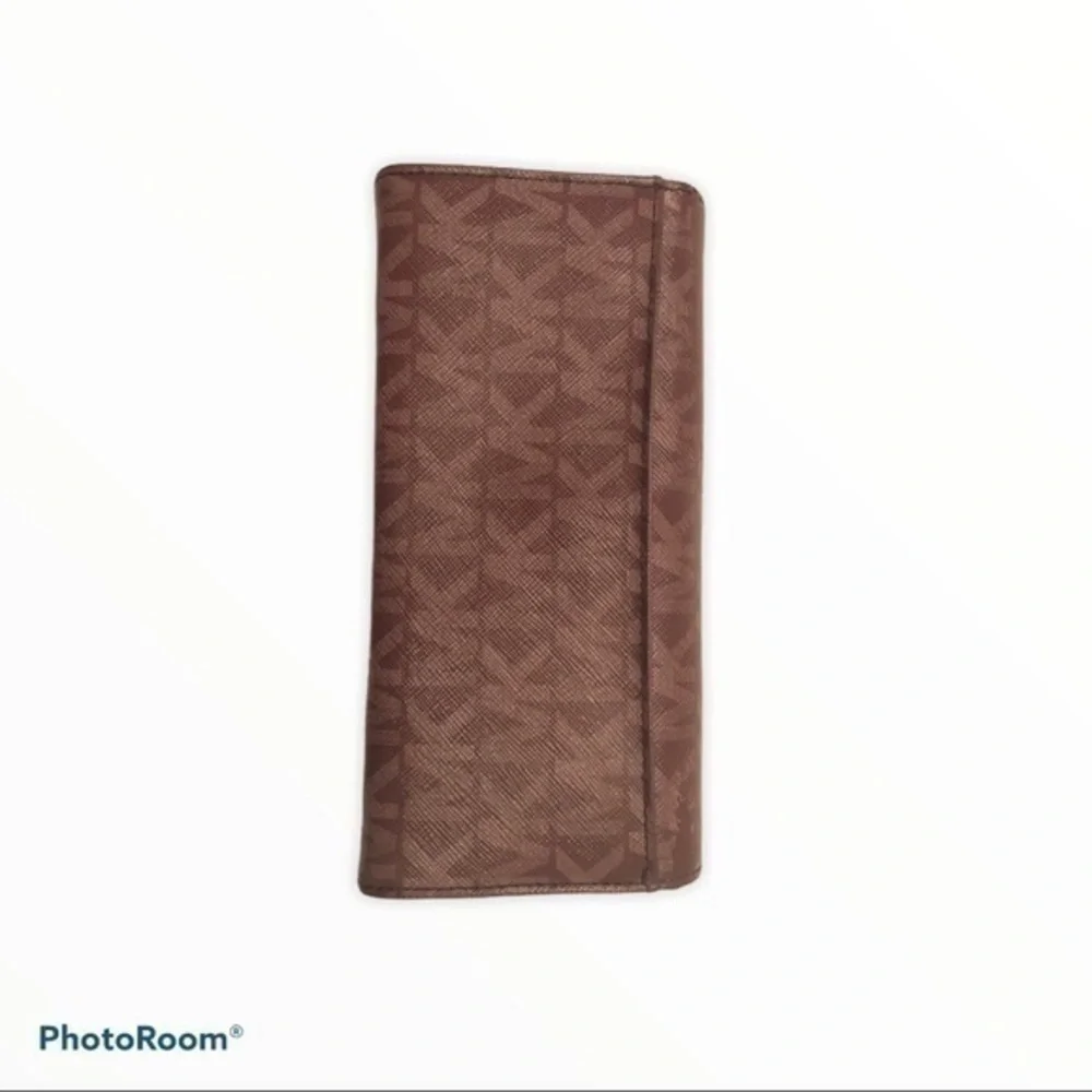 Michael kors burgundy red wallet logo